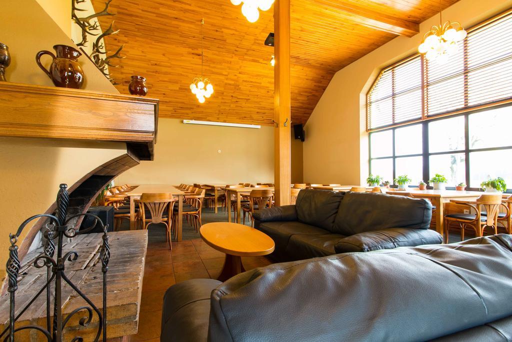 Orlik Rejviz Hotell Exteriör bild